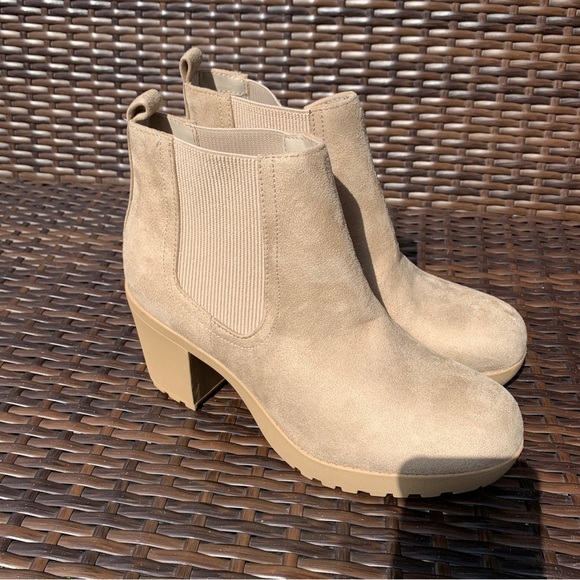Soda Beige Ankle Booties - Picture 4 of 8